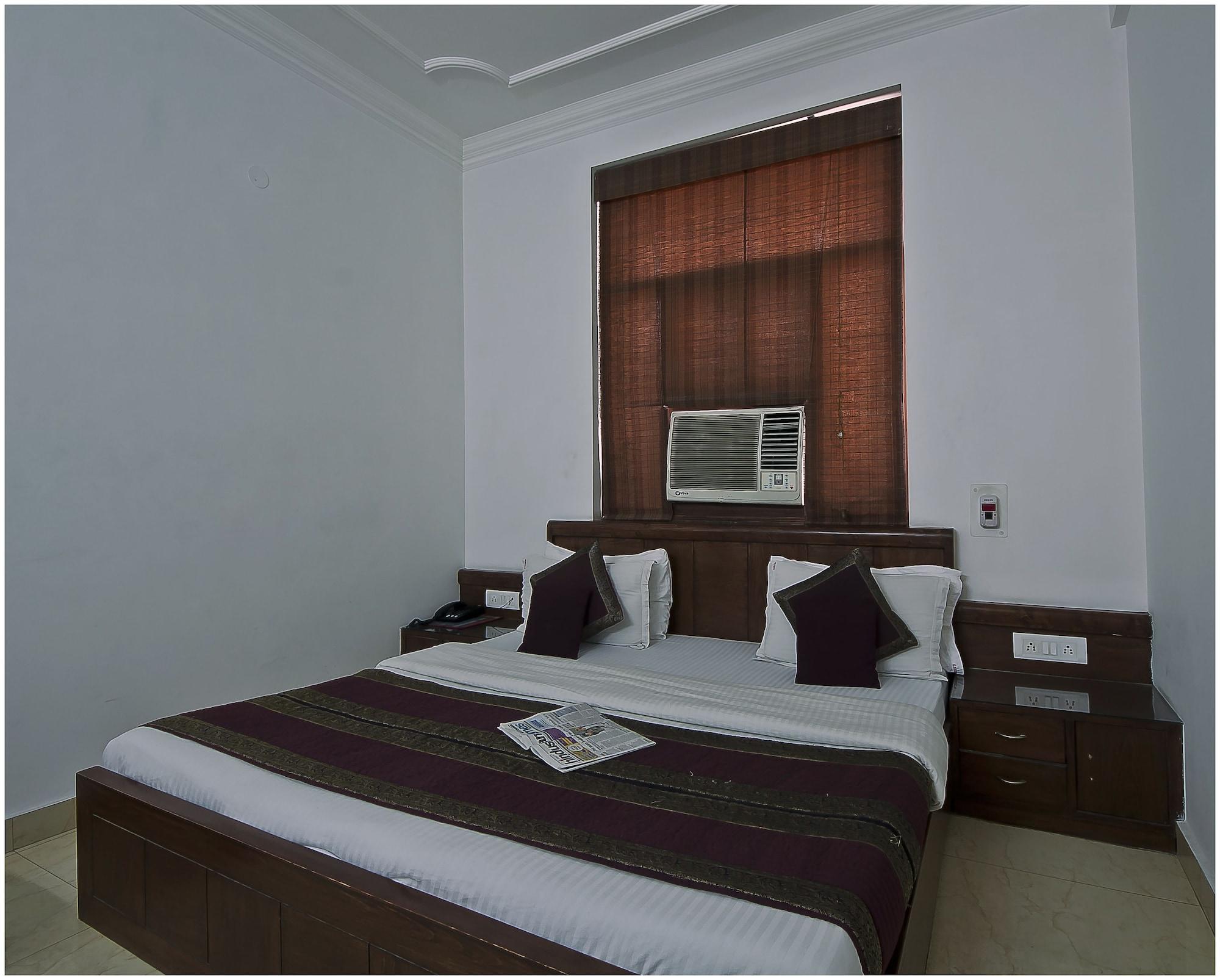 Hotel Baba Deluxe Near New Delhi Railway Station And City Center -By Rcg Hotels Exterior photo