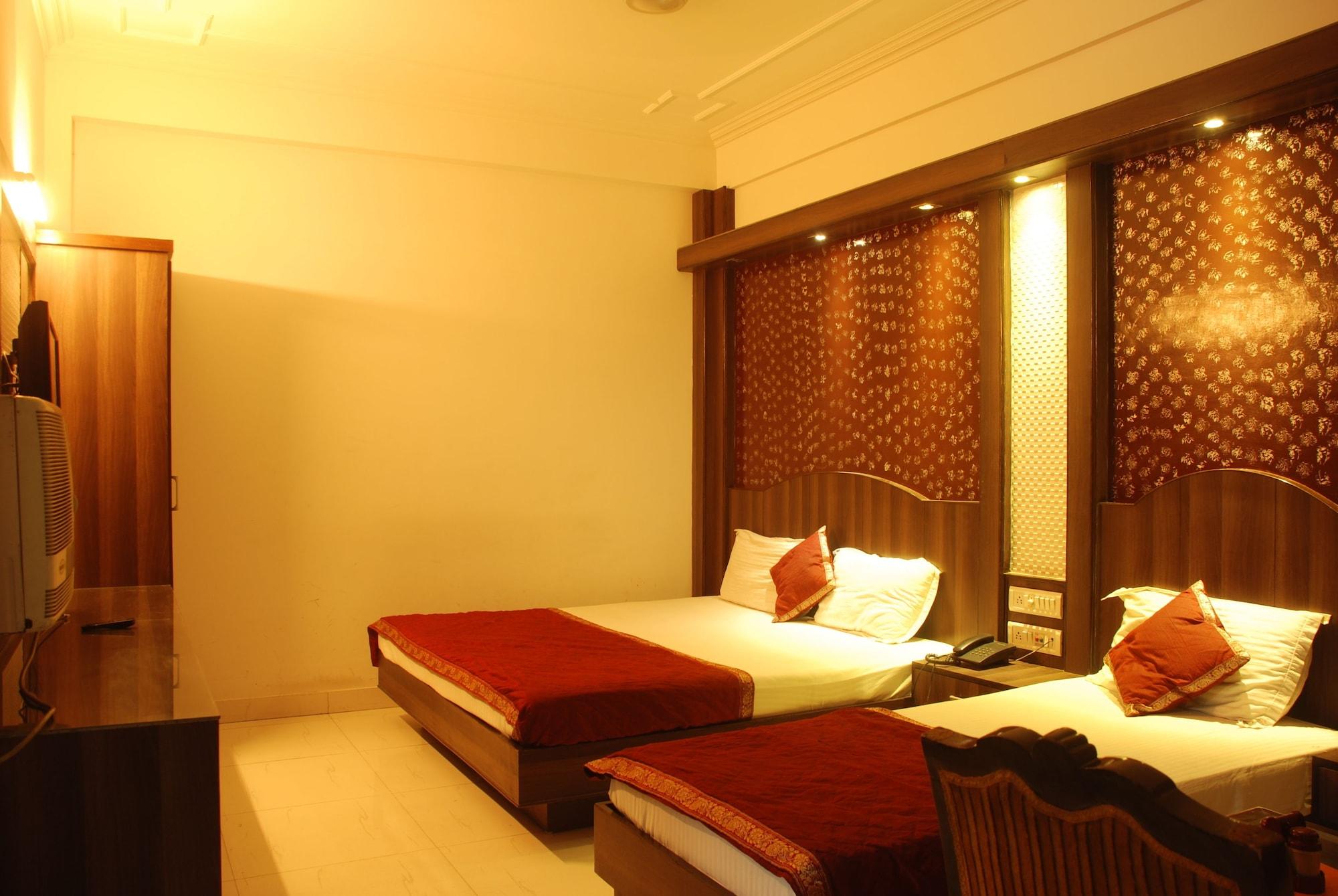 Hotel Baba Deluxe Near New Delhi Railway Station And City Center -By Rcg Hotels Exterior photo