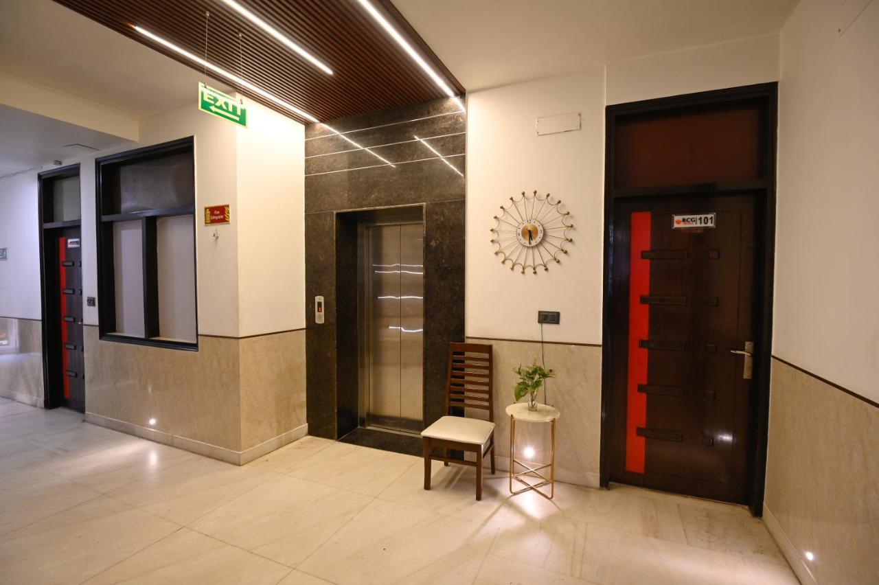 Hotel Baba Deluxe Near New Delhi Railway Station And City Center -By Rcg Hotels Exterior photo