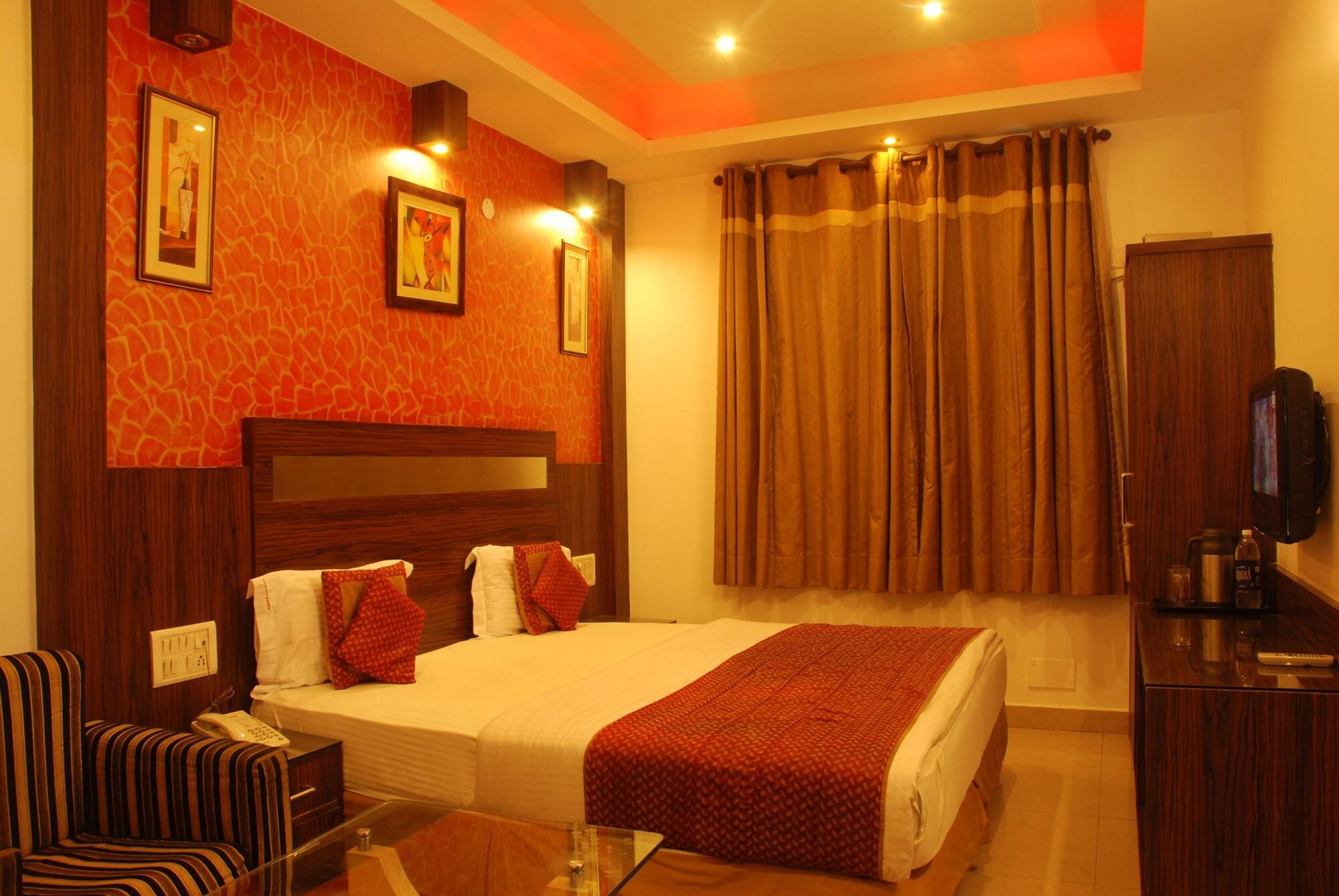 Hotel Baba Deluxe Near New Delhi Railway Station And City Center -By Rcg Hotels Exterior photo