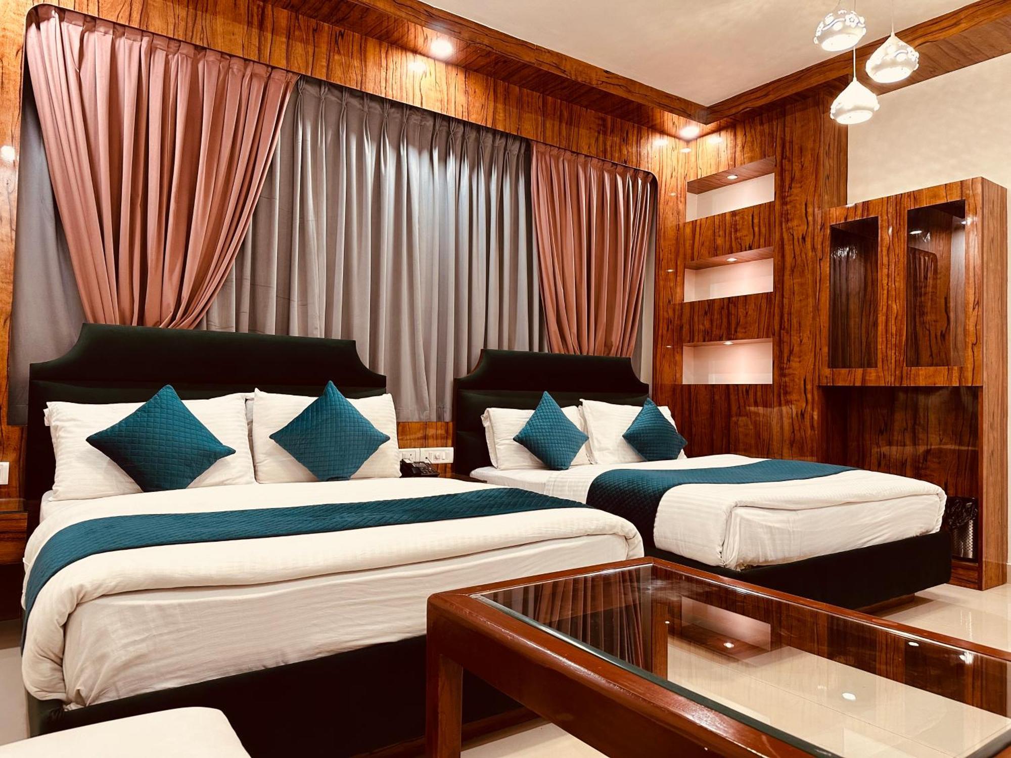 Hotel Baba Deluxe Near New Delhi Railway Station And City Center -By Rcg Hotels Exterior photo