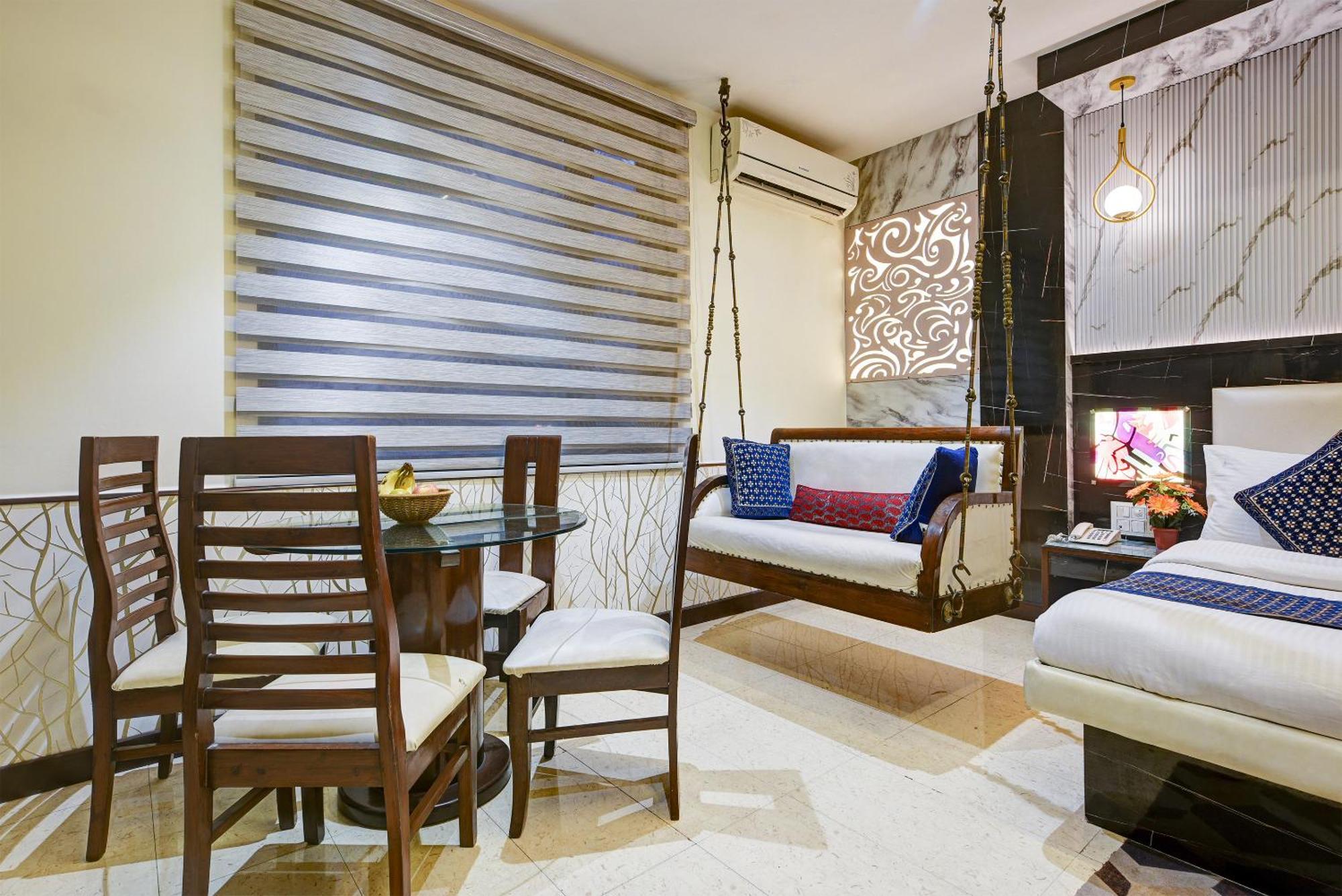 Hotel Baba Deluxe Near New Delhi Railway Station And City Center -By Rcg Hotels Exterior photo